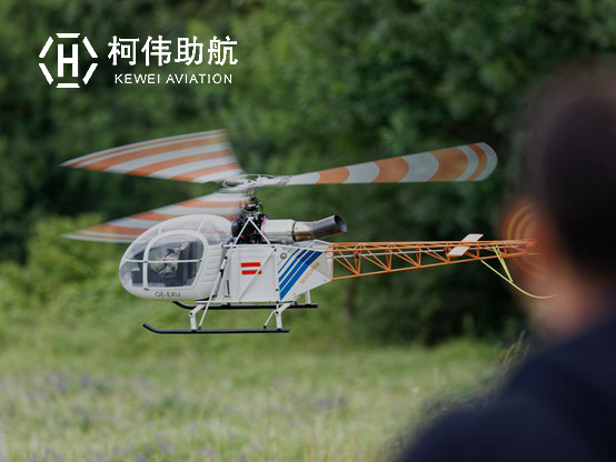 柯伟助航